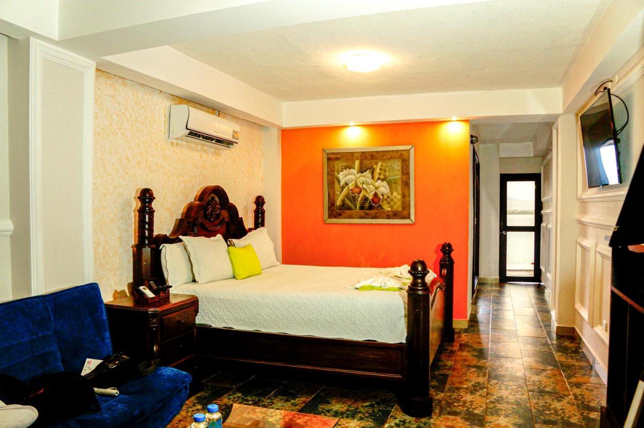 Hotel Mi Paraiso Rio Dulce Castillo de San Felipe Екстер'єр фото