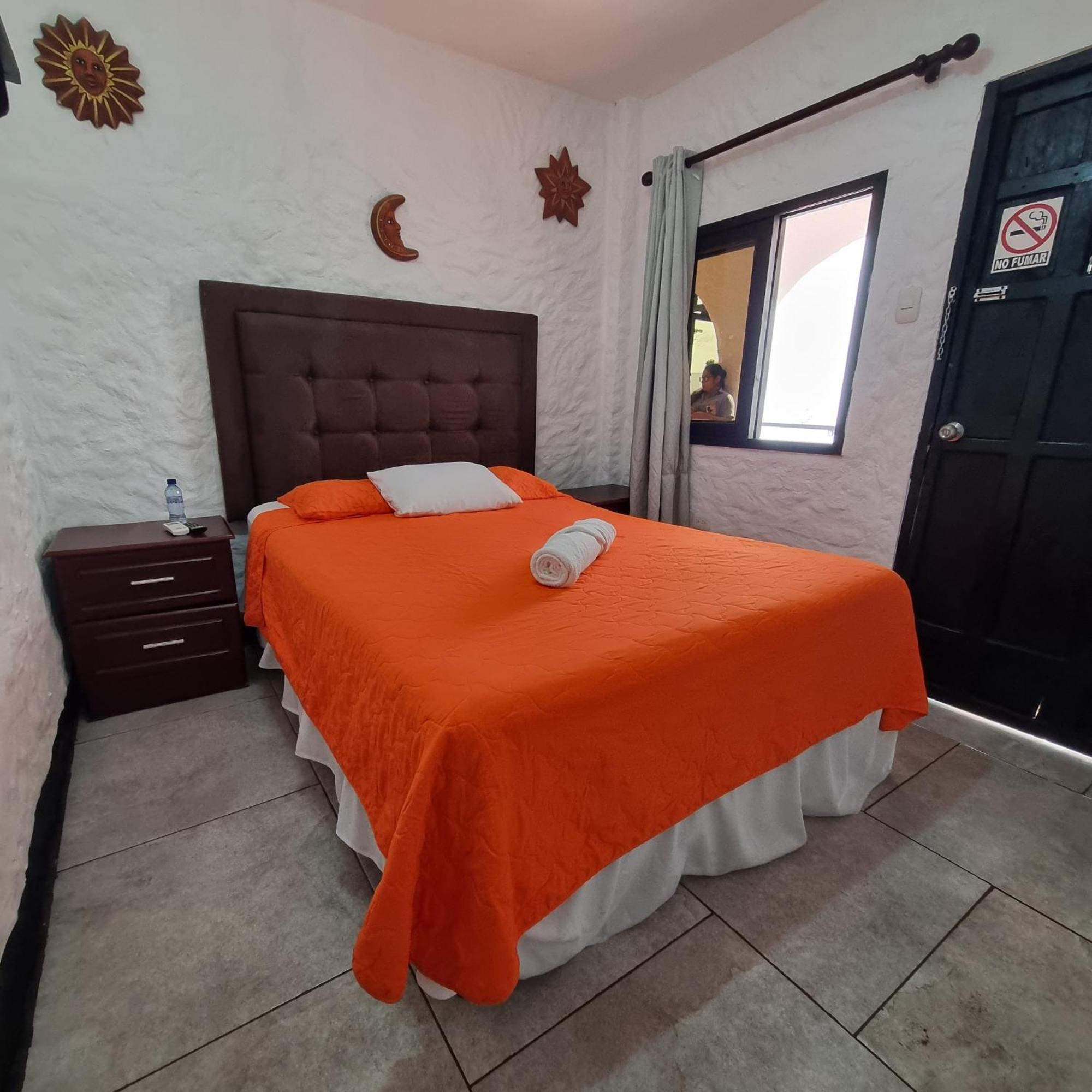 Hotel Mi Paraiso Rio Dulce Castillo de San Felipe Екстер'єр фото