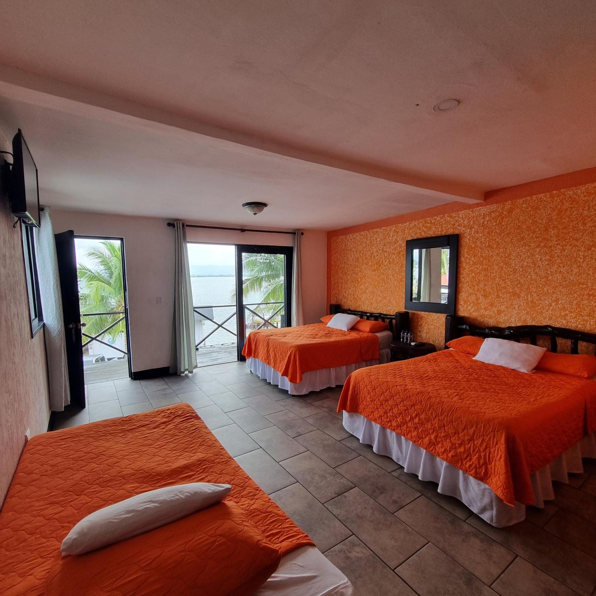 Hotel Mi Paraiso Rio Dulce Castillo de San Felipe Екстер'єр фото