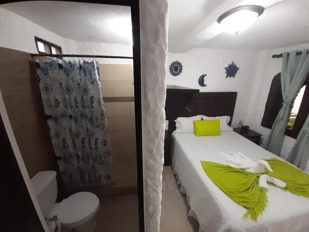 Hotel Mi Paraiso Rio Dulce Castillo de San Felipe Екстер'єр фото